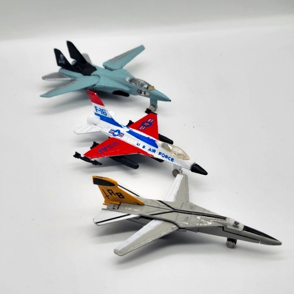 Other - VTG Lot of 3 Jet Toy, General Dynamics F-16 Tomcat F-14 / A 152 EF-111 DieCast